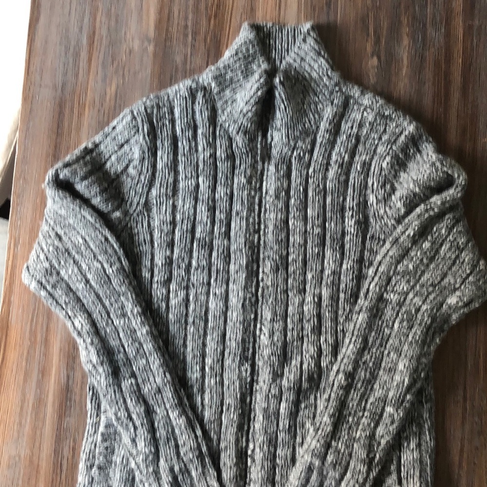 Express - zip up knit sweater- xl
